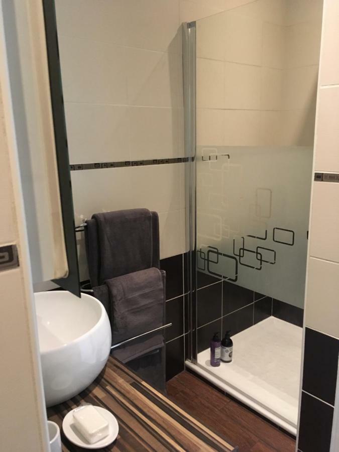 Cosy One-Bedroom Apartment -Stayinantibes- Le Cosy Exteriör bild